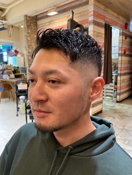 アウラニヘアーリゾート(AULANI Hair Resort) フェードカット