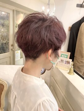アミュレ(Amule) こなれショコラピンクハンサムショート刈り上げ40代梅ヶ丘美容室