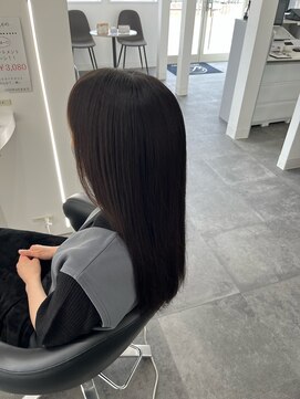ブルージュ ヘアー(Brugge hair) おさまりツヤロング