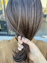 ジジ フルアヘッド(Gigi fullahead)&nbsp;グレージュデザインカラー