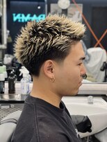 ザ フェイダーズ(The Faderz)&nbsp;ハイライトブリーチカラー無造作メッシュ高円寺テーパーフェード