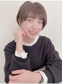 グレージュ×ショート