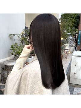 アンダーバーホワイト 天神店(_WHITE) 髪質改善/艶髪/透明感/福岡美容室/天神美容室/20代30代