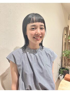 サロンドオクシー(Salon de OXY) ショートバングミディボブ