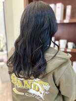 ヴィサージュファイン(VISAGE fine) 癖を活かしたゆる巻きロング