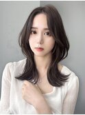 高めレイヤーで動きやすい大人くびれミディスタイル