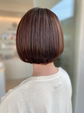 ヒビカ(HIBIKA) 赤味が出ないオリーブブラウン すっきりミニボブ