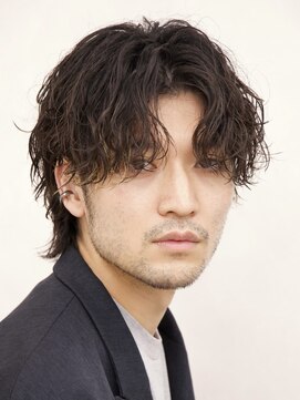 ルーシー 川越(LUCEY) センターパートフェザーパーマシャドウパーマメンズパーマ