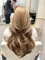 ジーナ 高槻(Zina) ミルクティーベージュ/レイヤーカット