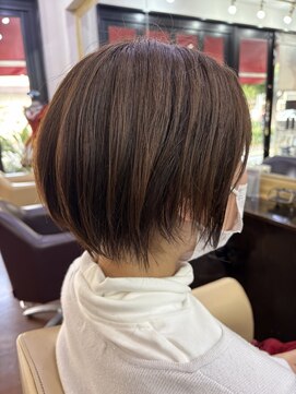 シャンプーボーイアネックス(SHAMPOO BOY Annex) 大人かわいいショートボブby ERINA