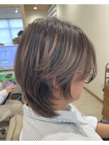アルグラーテ (Arglarte)&nbsp;ハイライトベージュ×レイヤーボブ