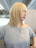 ジーレ 南堀江(jiire)&nbsp;honey blond × レイヤーボブ