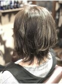 ウルフ風ミディのハイライトスタイル