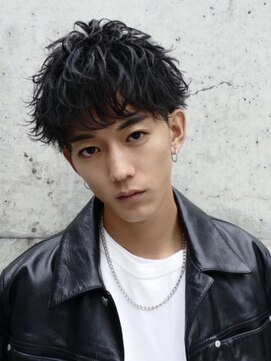 フィフス(fifth) ショートレイヤー ツーブロック くせ毛風パーマ アップバング 52