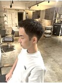 ナチュラルフェードカットバーバーヘアメンズカット刈り上げ