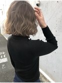 ボブ特集：柔らかナチュラルハイトーン×なみなみウェーブミディ