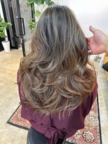 メリー オオサカ(Merly Osaka)&nbsp;レイヤー×バレイヤージュ