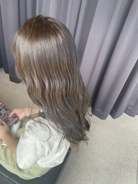 フィオーレ ヘアデザイン(FIORE hair design) オリーブベージュ