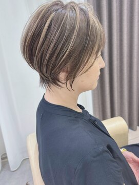 アンド ストーリーズ(&STORIES) ショートボブ髪型40代50代60代前髪あり前髪なし【橋本】