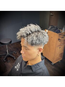 ブライト 関目(Breit) 【ホワイトメッシュツイスト】