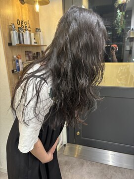 オッジバイケンジ(oggi by KENJE) くるくるニュアンスパーマ