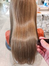 リリー バイ エーケー(Lily By Ak)