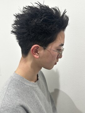 ヒュイル バイ ニアウ(Hwyl by Niau) メンズスパイキーショートパーマツイストパーマ刈り上げ