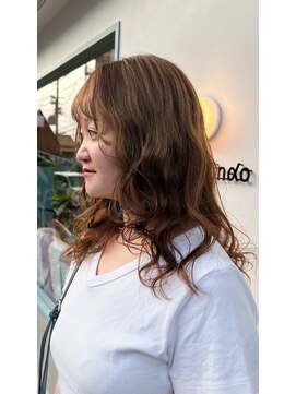 リンドリンド(Lindo Lindo) 顔まわりレイヤー×ベージュ