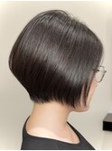 ★40代50代/前下がり/ミニマルボブ/簡単スタイリング/ヘッドスパ