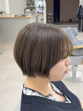 ベガ(vega) ショートカット/オリーブグレージュ/