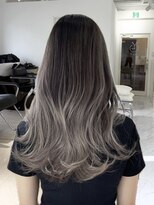 ヨロ 上野(YOLO) ハイライトカラーミルクティーベージュレイヤーカット