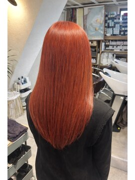 ロア インターナショナル 新宿店(LoA International) トマトレッド/ケアブリーチ/髪質改善/新宿