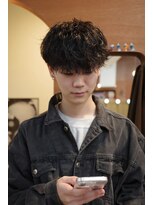 エディ(Edy)&nbsp;メンズマッシュ波巻きスパイラルパーマケアパーマ眉毛カット岡山