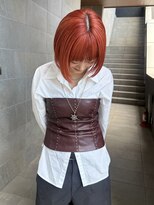 スニュウ(snuw)&nbsp;ブリーチして作る高発色のオレンジカラー