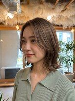 ホロル(horol)&nbsp;顔まわりが映える艶ボブ