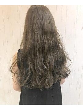 プライズ 池袋店(prize) ハイライトイルミナカラー【prize池袋西口】