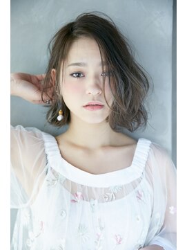 ホフ 大阪心斎橋店(F.O.F) ロイジーボブ【ホフ/大阪/心斎橋/難波】