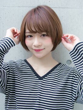ルティア(Lutia) ショートボブ 流しバング 似合わせカット