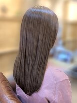 アドラーブル 女池店(adorable)&nbsp;20代30代艶感ストレート♪髪質改善カラーミルクティーベージュ