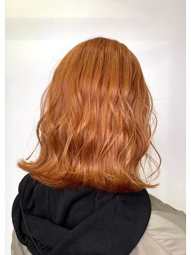 ロイジー(roijir) 表参道roijirオレンジベージュ×波巻きカット