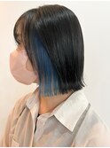 外ハネ切りっぱなしボブ　インナーカラーブルー　表参道