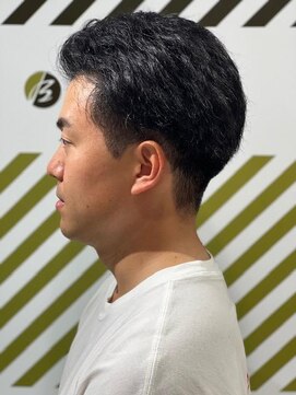 バーバーバー 四谷(BARBER-BAR) 大人のツーブロックスタイル