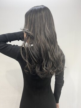 アンブル リュクス 池袋(amble luxe) 細めハイライト