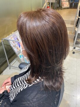 ロンロンシャ 都ホテル店(RONRONCHAT) ミディアムハイレイヤー