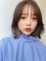 ホフ 大阪心斎橋店(F.O.F)&nbsp;ベージュインナーカラーショートボブレイヤーミディアム前髪