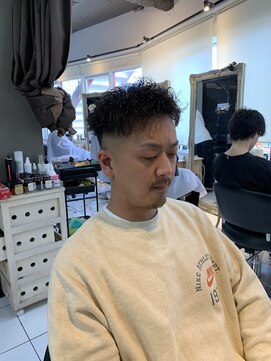 アイズ 海老名(AIZU) ツイストパーマ　ツイストスパイラルパーマ　ジェットモヒカン