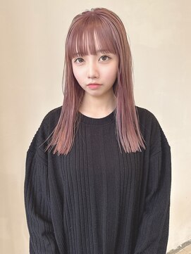 イル(ill) ブリーチ　ダブルカラー　ピンクベージュ　ミディアム大須