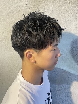 ニアウ 高崎店(Niau) メンズショートアップバングツイストスパイラルパーマ群馬高崎