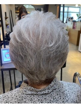 ループス 日吉店(Loops) ショートレイヤー