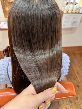 ル コワン ククー(Le coin coucou) 酸性ストレート